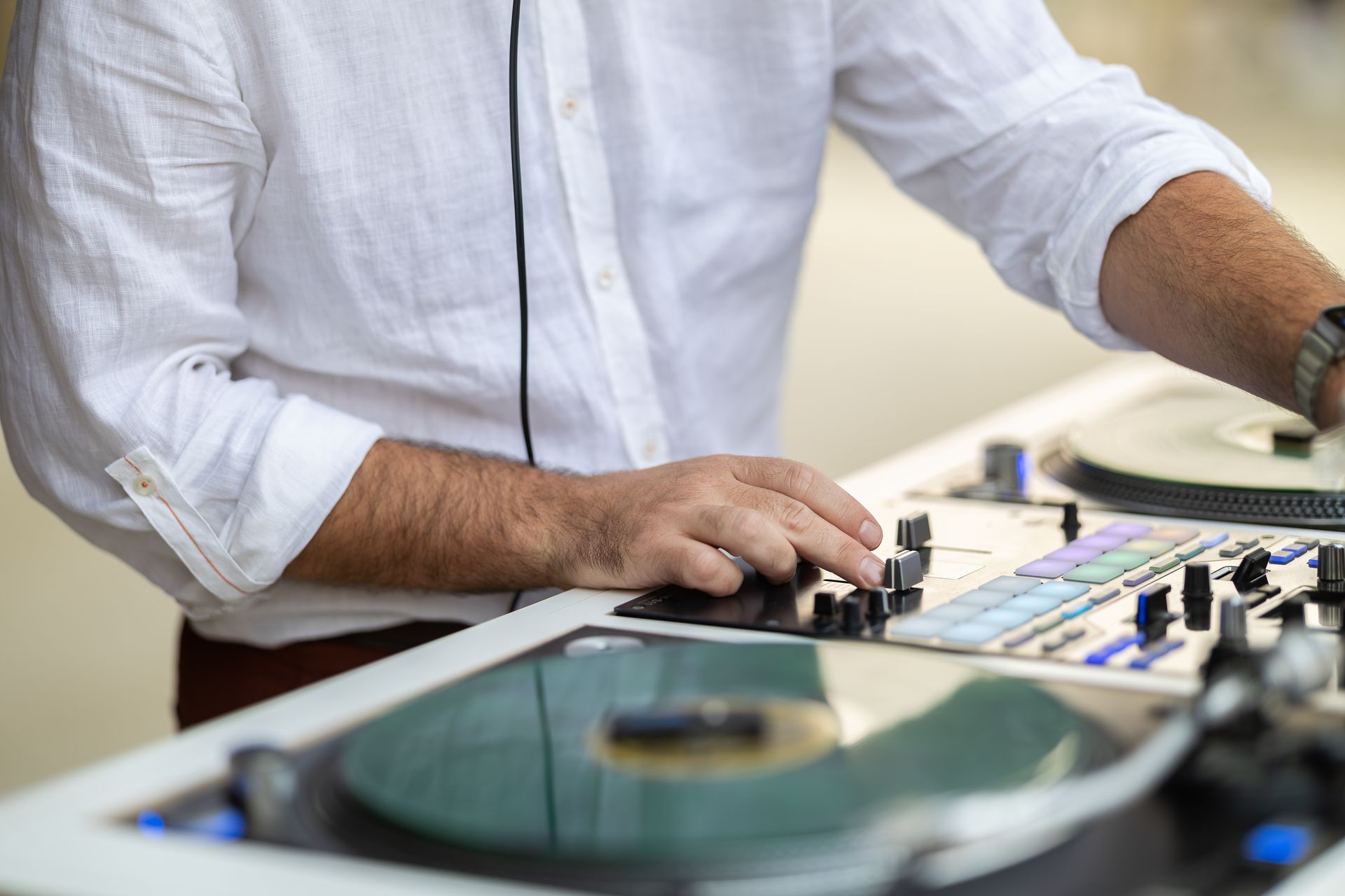 Soirée événementielle avec Sébastien Rythmx, DJ mariage et entreprise