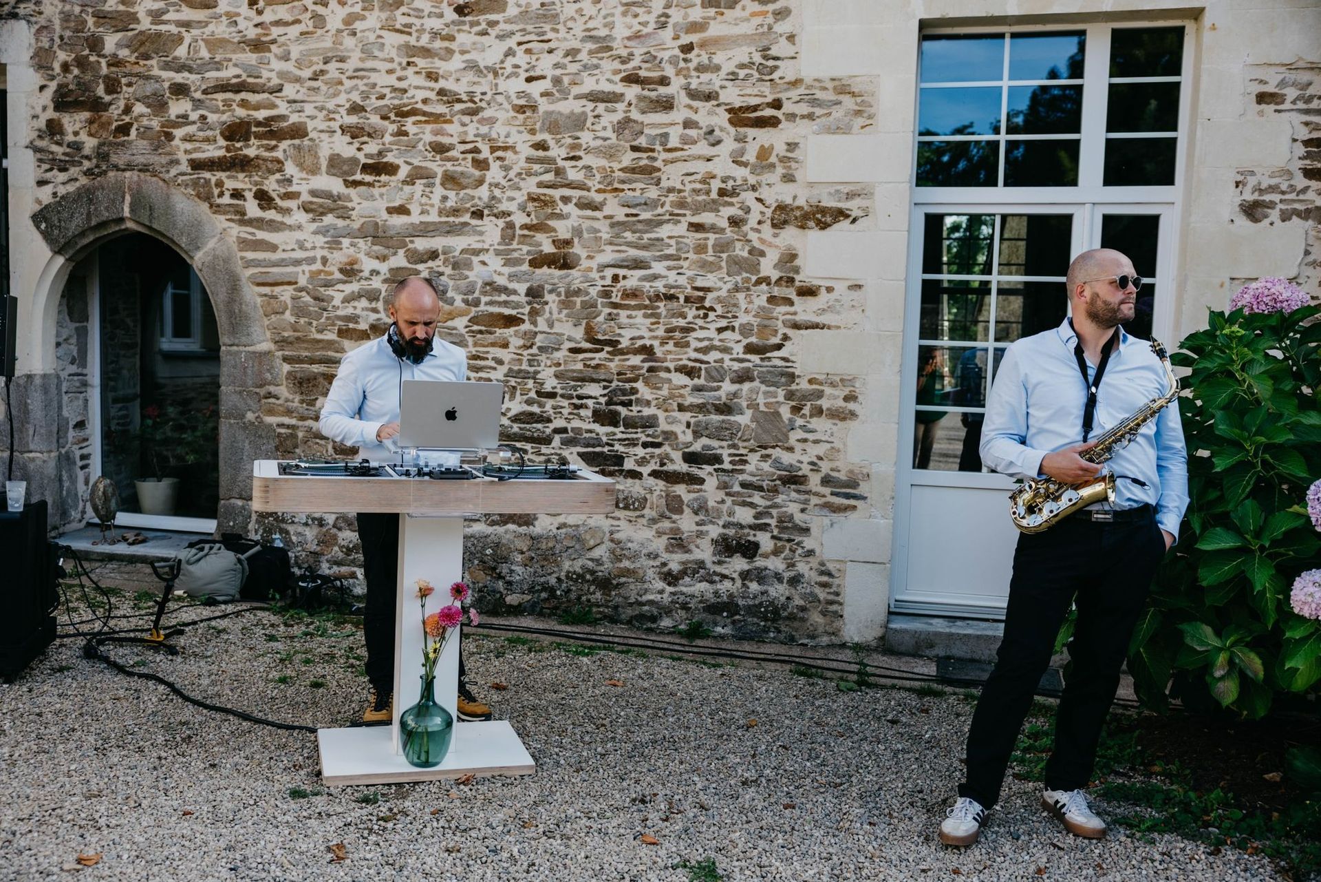 Soirée événementielle avec Sébastien Rythmx, DJ mariage et entreprise
